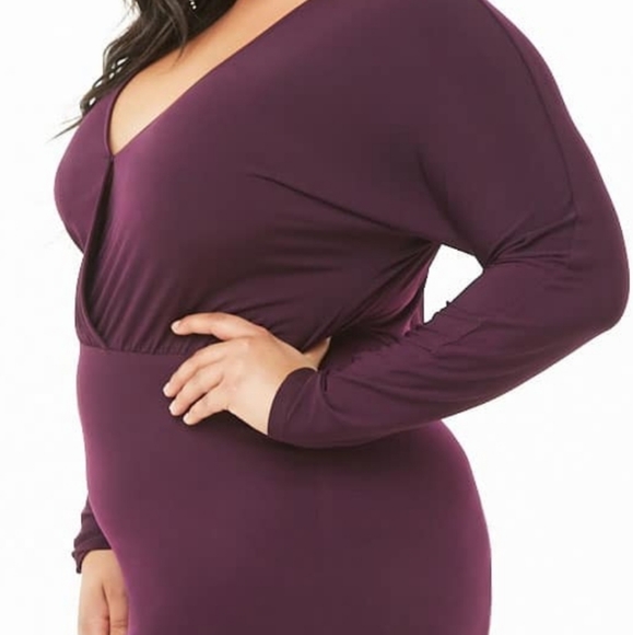 Forever 21 Plus - Picture 7 of 8